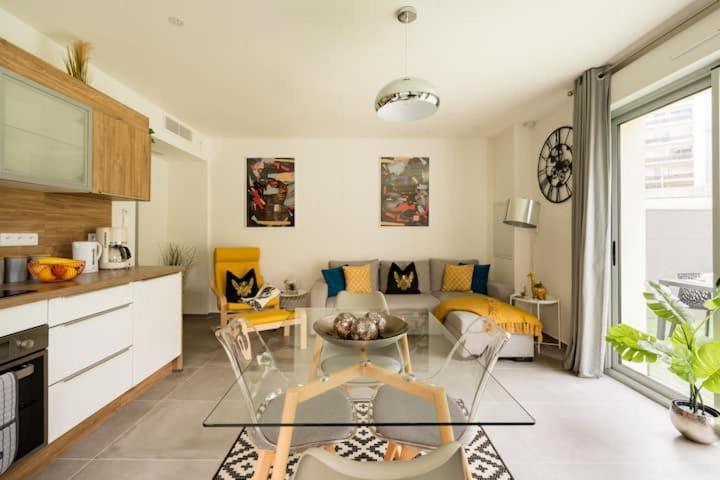 Stylish New 1 Bedroom Apartment In Juan Les Pins Αντίμπ Εξωτερικό φωτογραφία